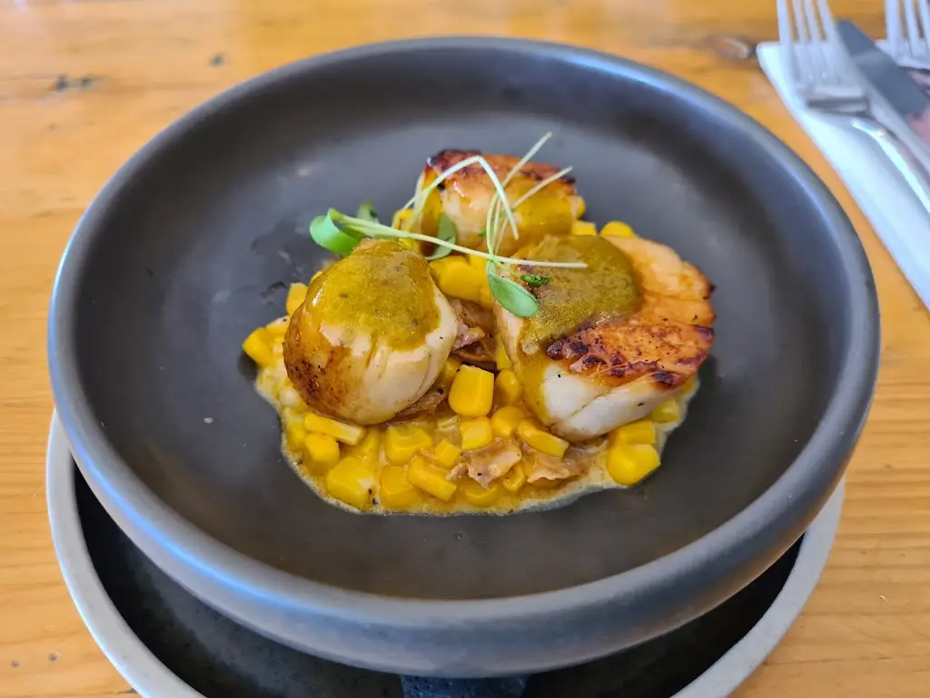 nic gandy_The Bluebell_South Wingfield_review