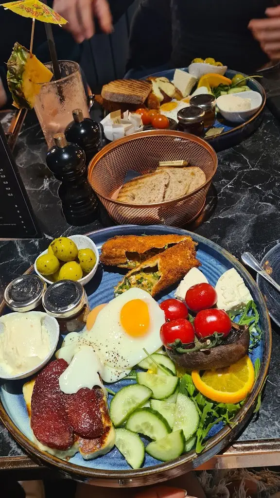 Fatima Photography Photo Creator_Marley's Brasserie Benfleet_South Benfleet_review