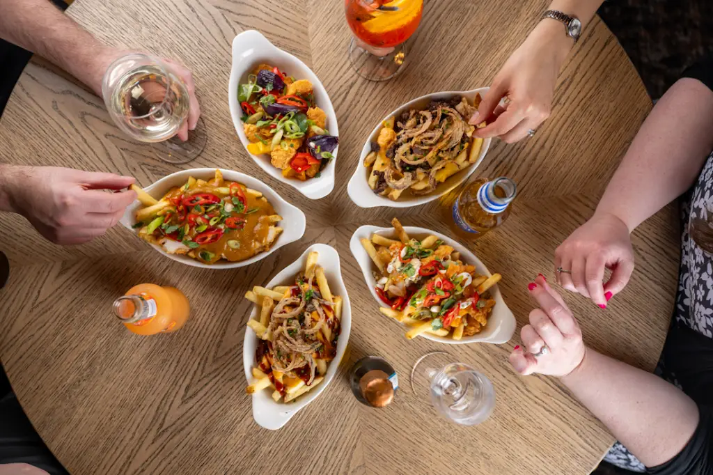 Hoy & Helmet_South Benfleet_slider_image_2