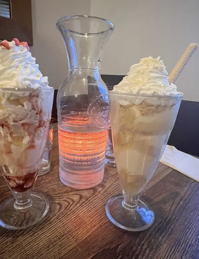 Clare Lovescats_Élan_Beadnell_review