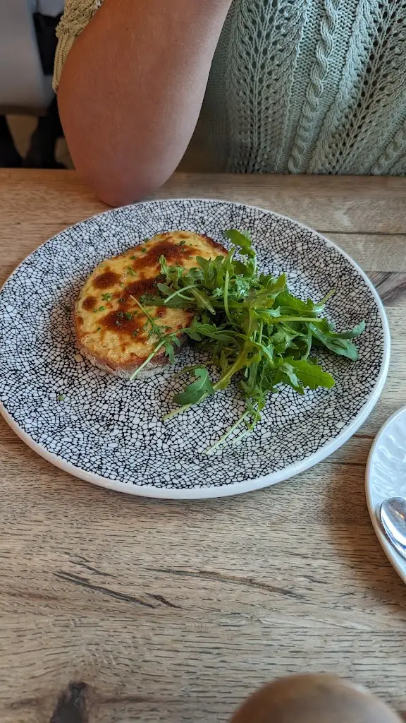 Menu_Fredericks_South Benfleet_image_5