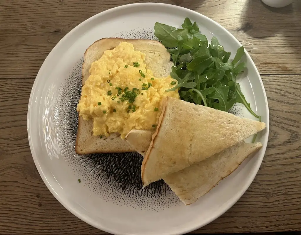 Miss NW3_Fredericks_South Benfleet_review