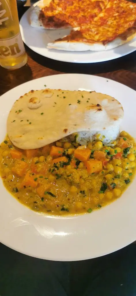 Magda Looze_The Millstone Hare_Southam_review