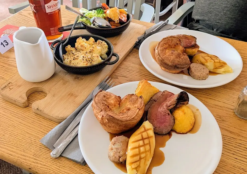 The Fox & Hen_Southam_slider_image_2