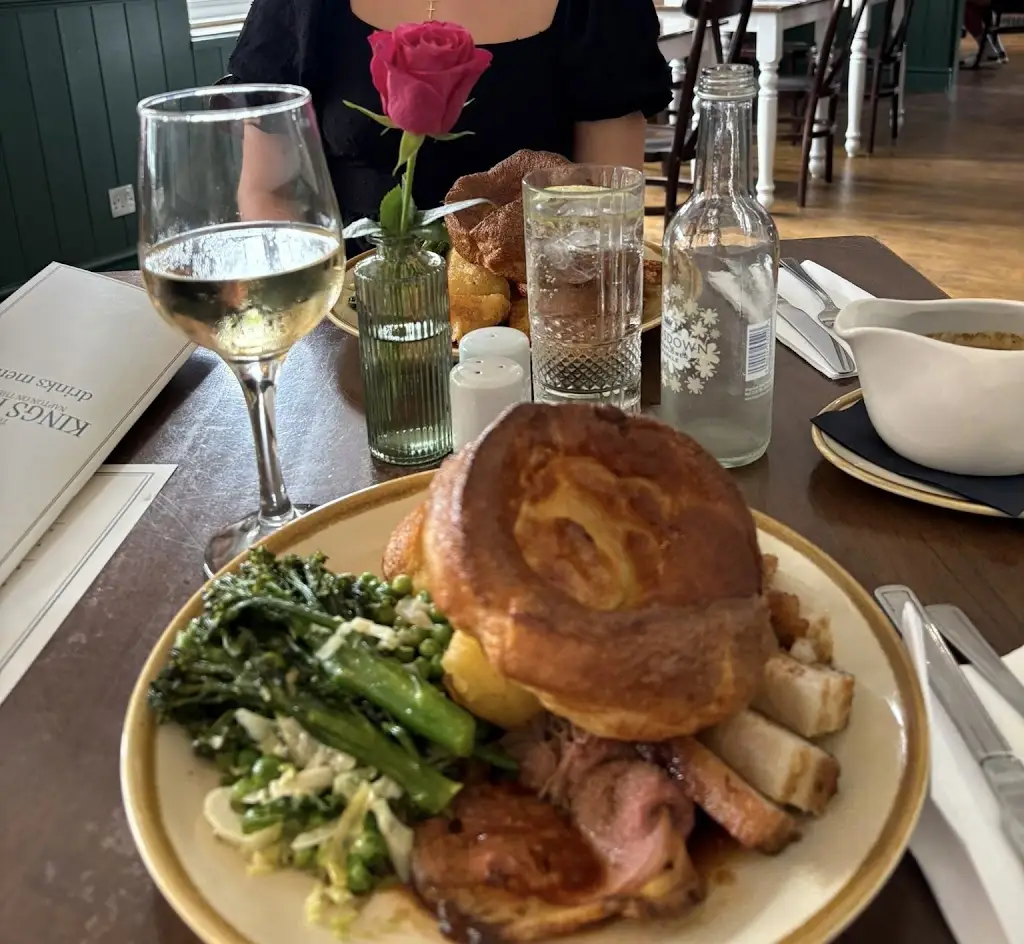 Gail Willibob_The Kings Head_Southam_review