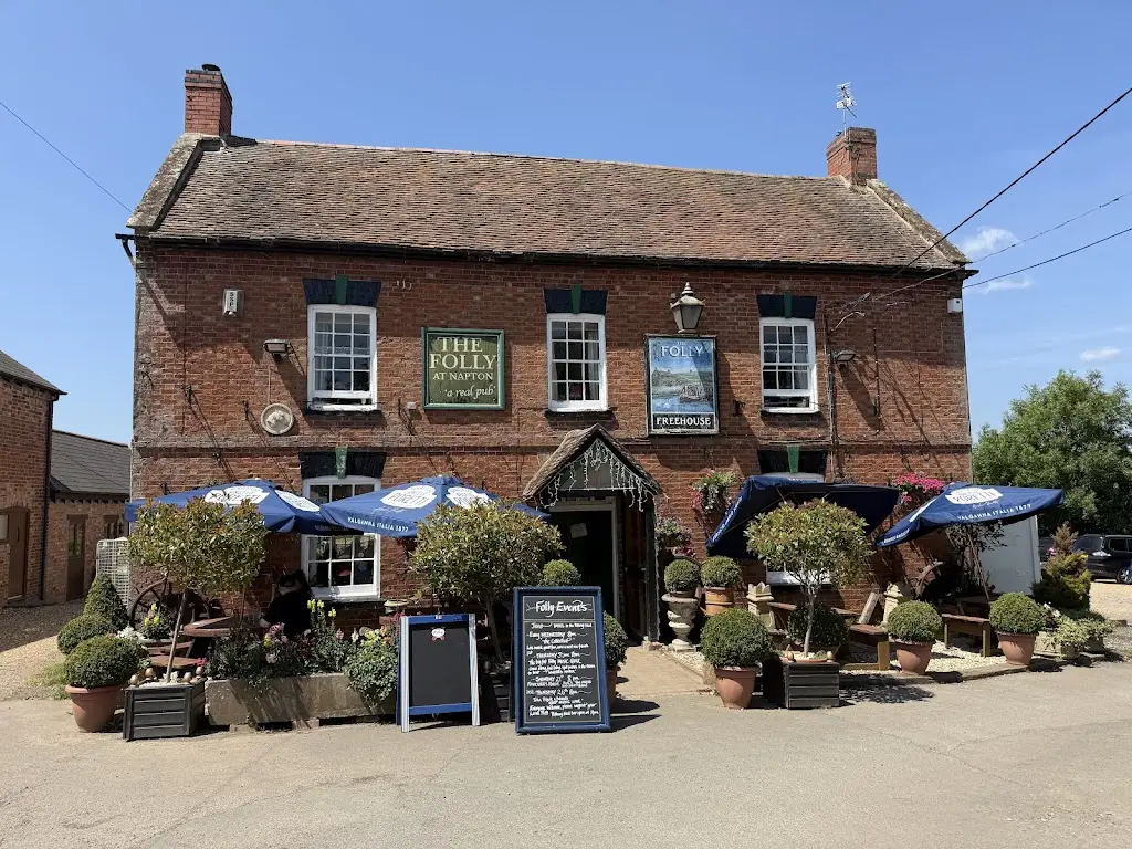 Julie Jay_The Folly_Southam_review