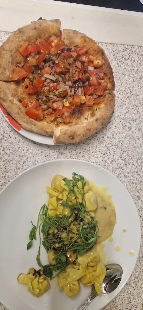 Bota Takeaway_Southwater_slider_image_2