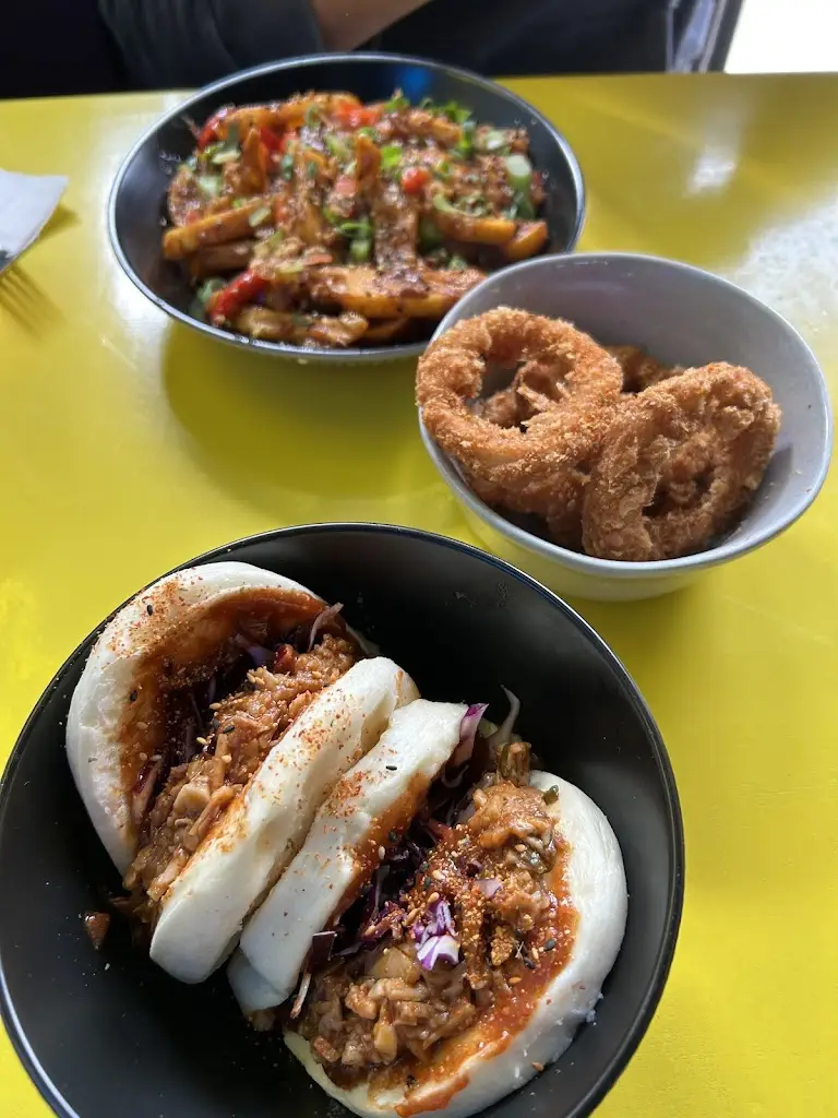 Gowsi L_Tuk Tuk Horsham_Southwater_review