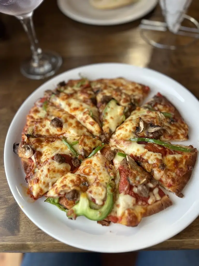 Katie Huggett_Mellows_Southminster_recensione