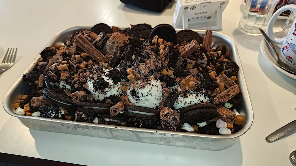 Joshua Krady_Grumpy's Diner_Southchurch Village_review