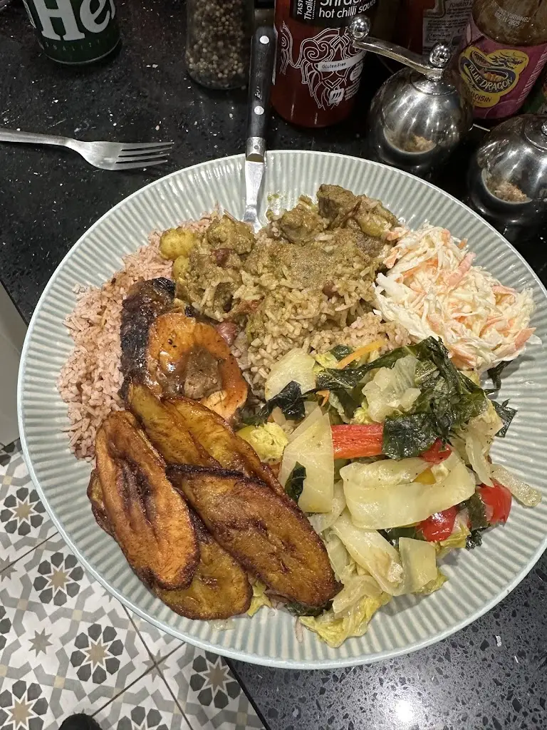 Stephen Desilva_Pauline's Kitchen Southend_Southchurch Village_review