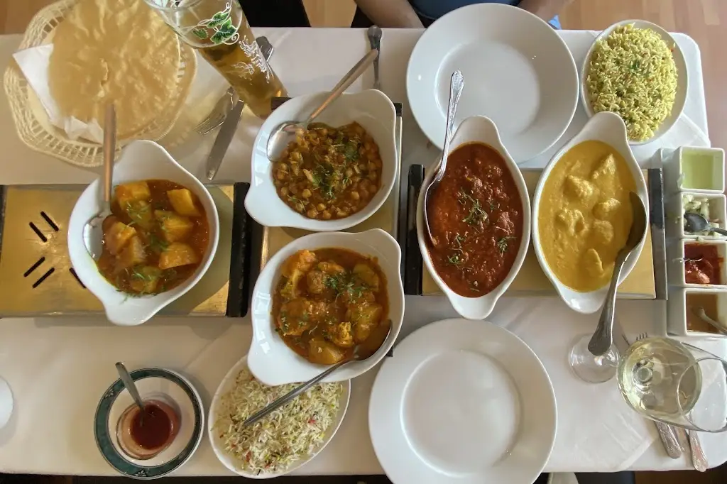 Crystal Beshara_Ashiana_Southchurch Village_recensione