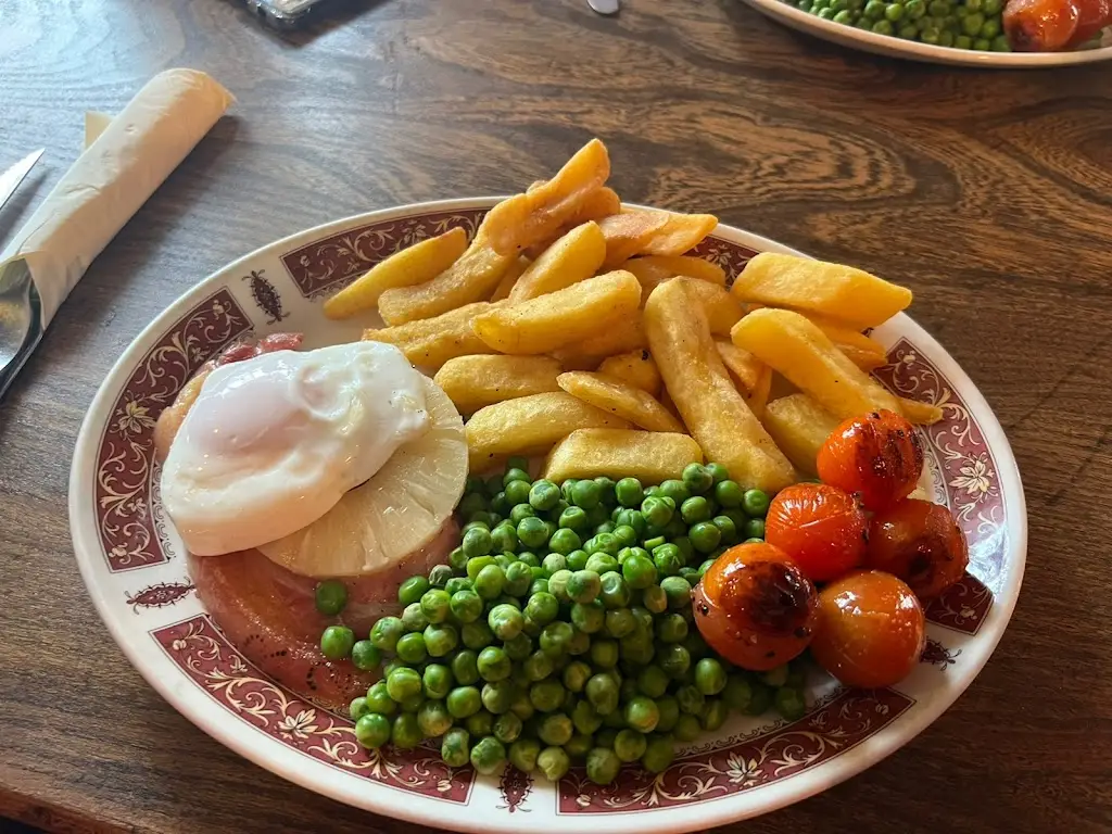 simon harbour_The Coaching Inn_South Molton_review