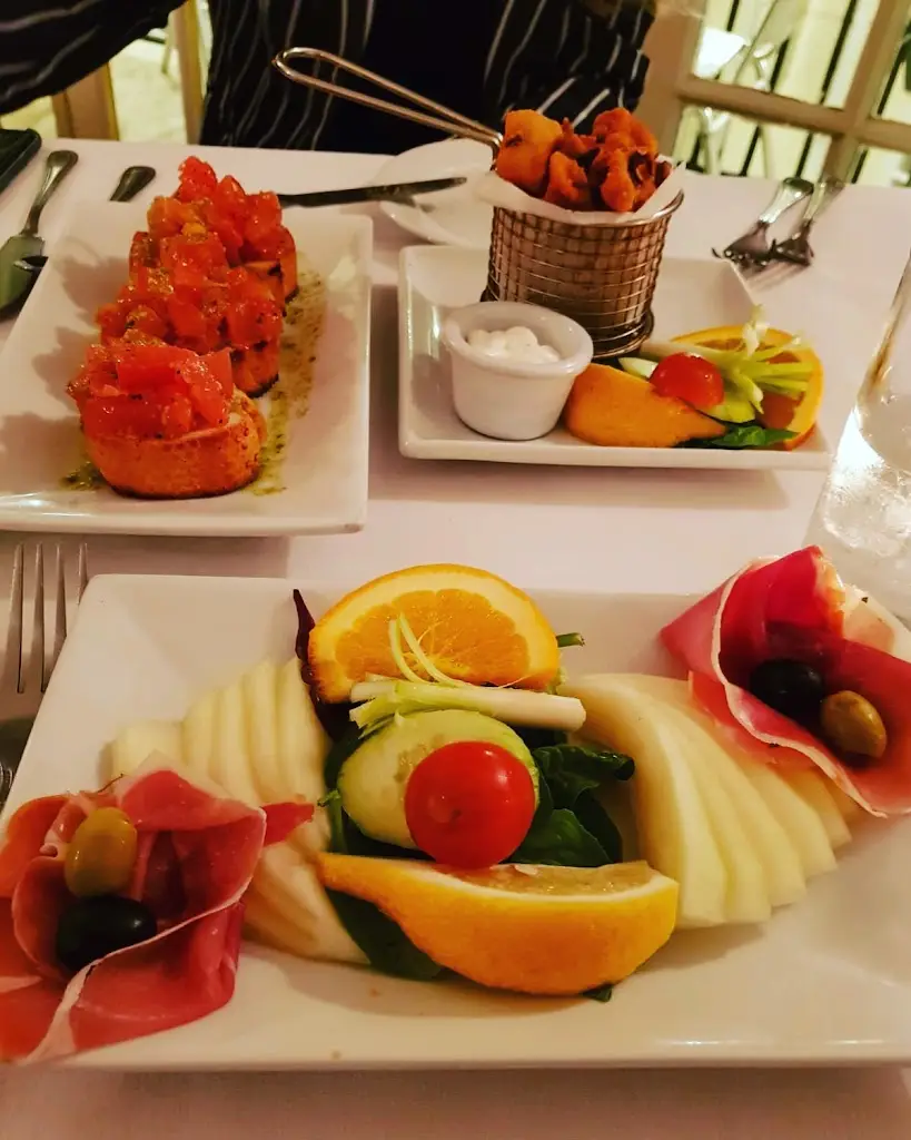 Snowy Snowy_Emilio's Italian restaurant_Bawtry_review