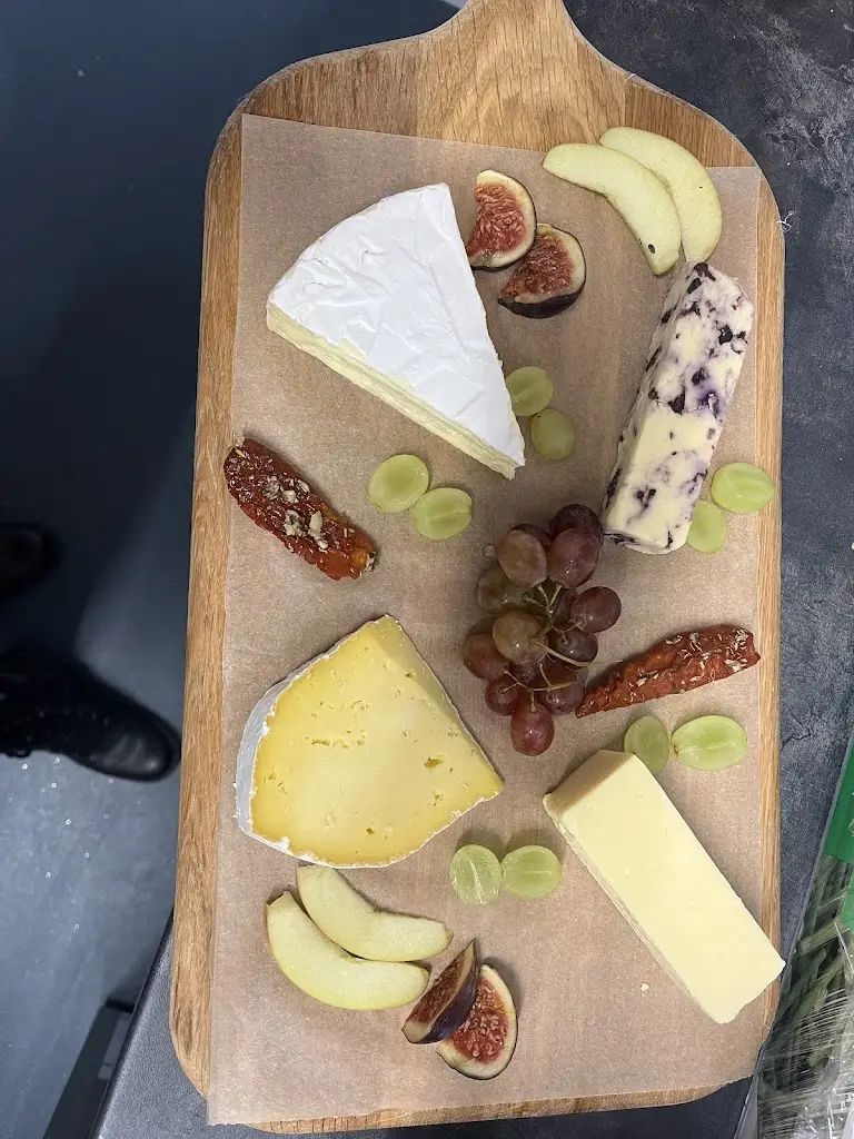 Menu_Bar 27_South Molton_image_1