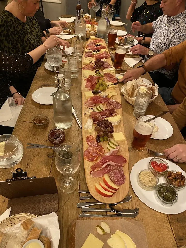 Menu_Bar 27_South Molton_image_5