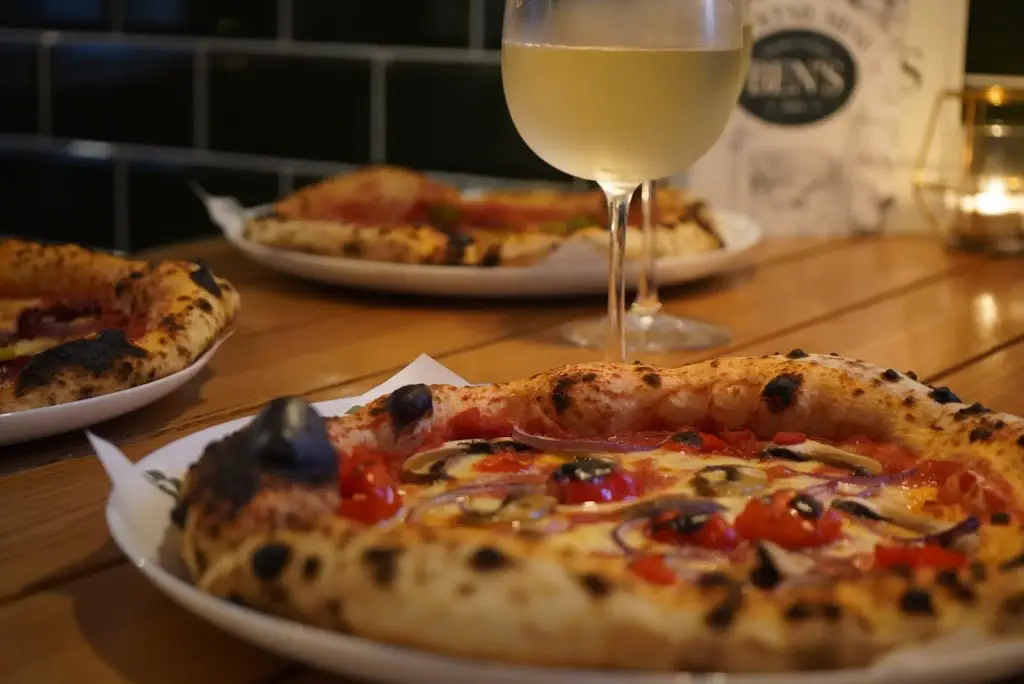 Ben's Bar & Kitchen restaurant in Bawtry