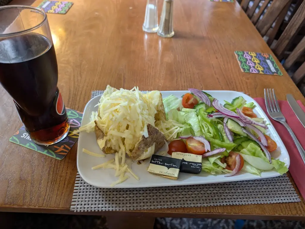 Jennifer Young _Constable Arms_Sproatley_review