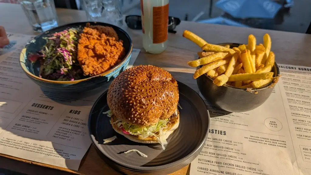 The Balcony Bar & Kitchen_St Ives_slider_image_3