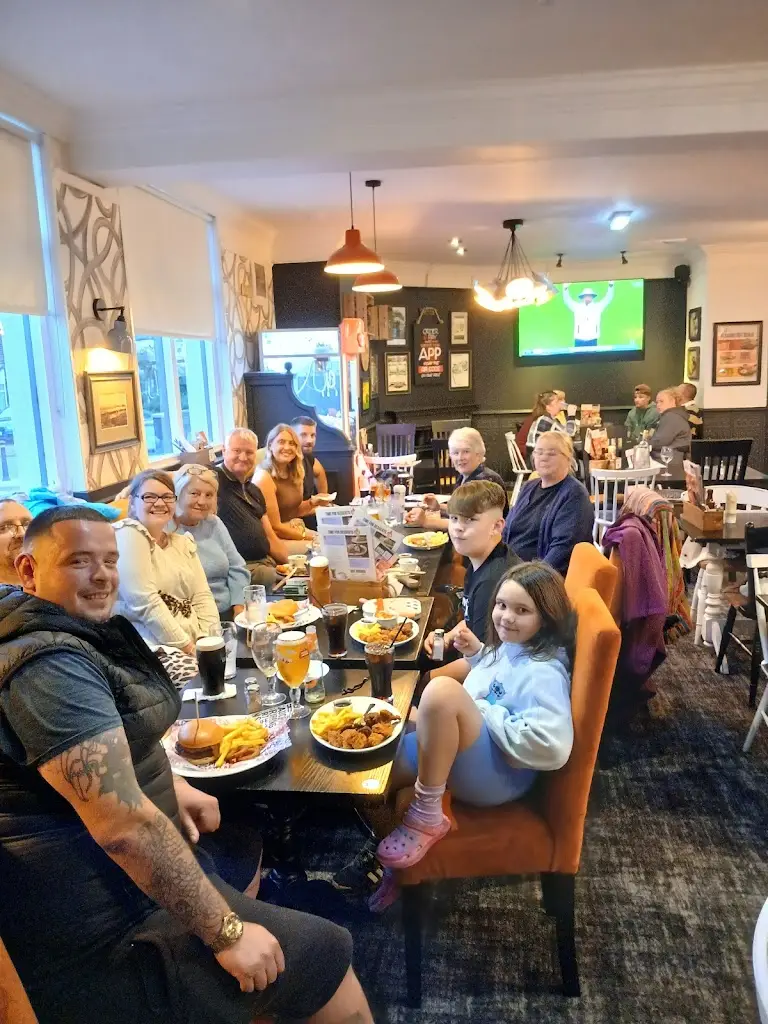 Brian Rowe_Fountain_South Tyneside_review