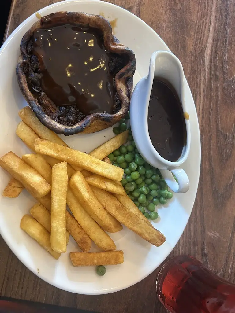 Jessica Galloway_Fountain_South Tyneside_review