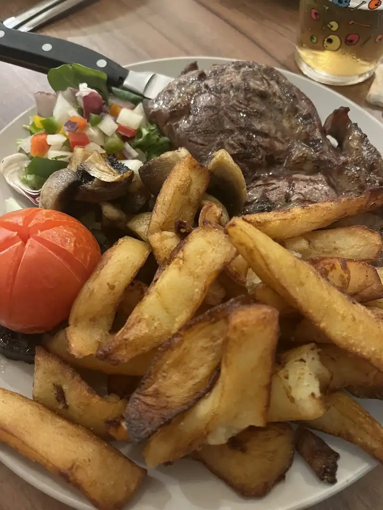 Helen Rutherford-Gregory_Harbour Lights Inn_South Tyneside_review