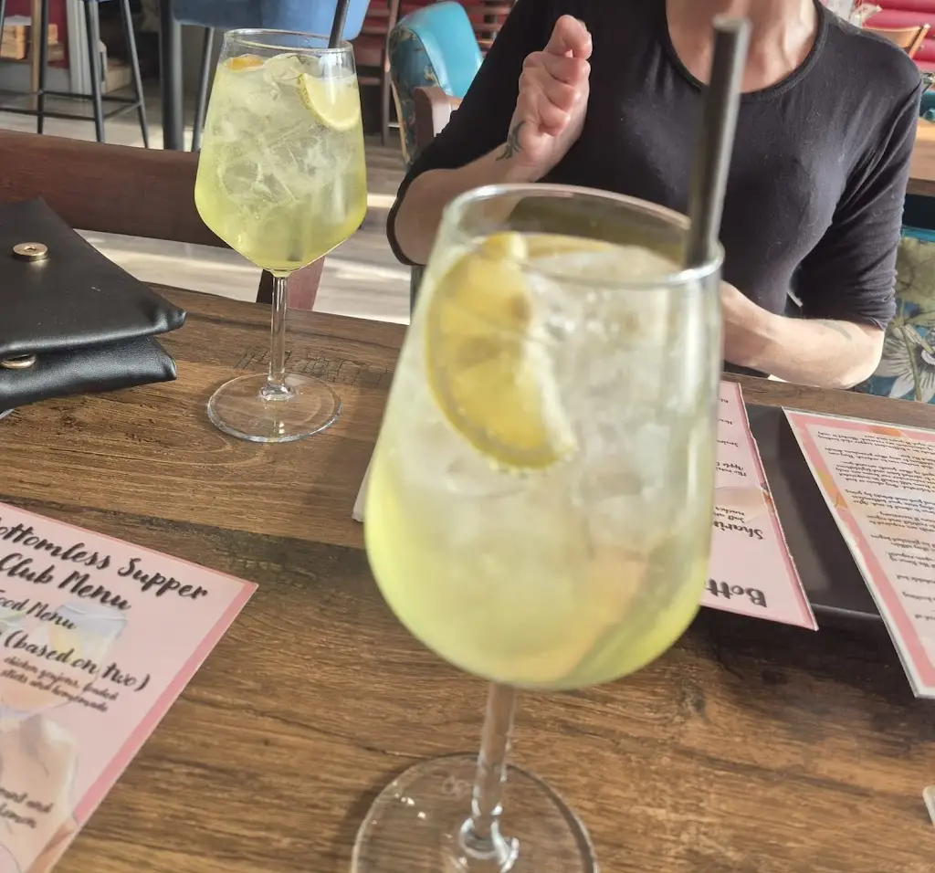 Lauren Elliott_Mio’s_South Tyneside_review