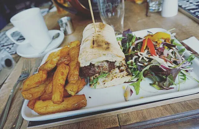 Bawtry's Pizzeria & Steakhouse_Bawtry_slider_image_2