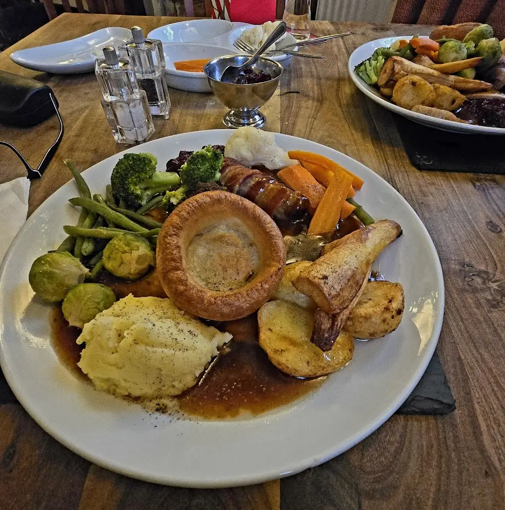 The Eaves Restaurant Ltd_Spilsby_slider_image_2