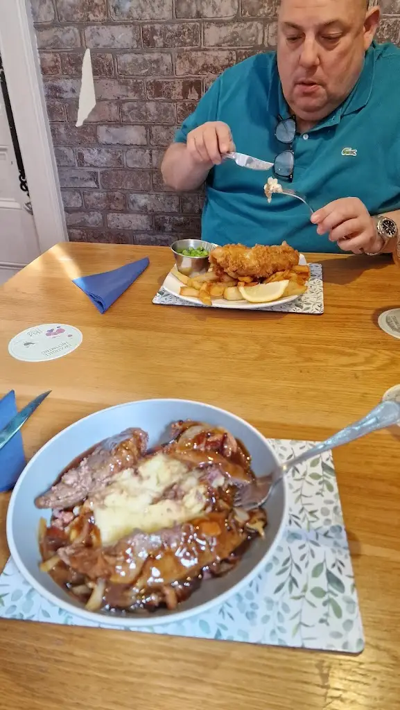 Gary Foss_The White Hart Hotel_Spilsby_review