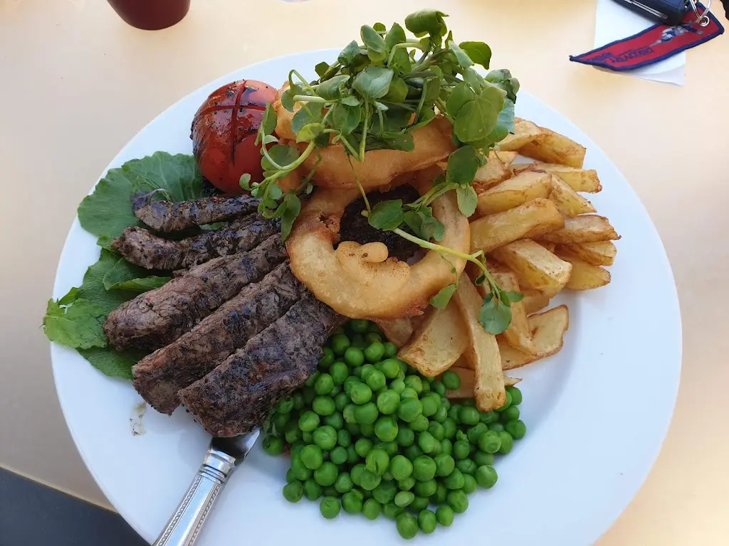 Menu_The Red Lion Inn,_Spilsby_image_7