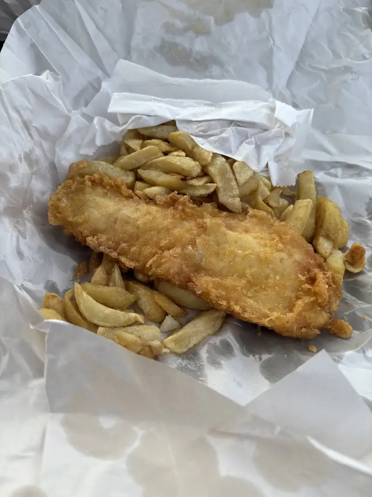 Emma Nunn_Ambridge's Fish & Chips_Spilsby_review