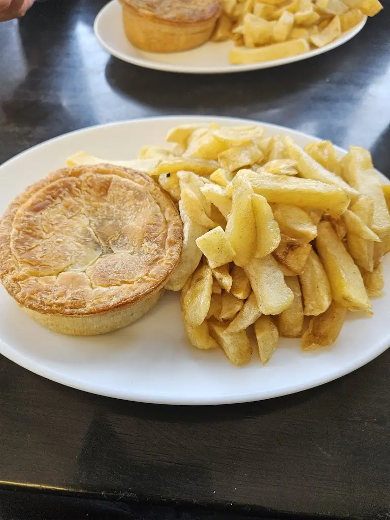 Carl Bush_Ambridge's Fish & Chips_Spilsby_review