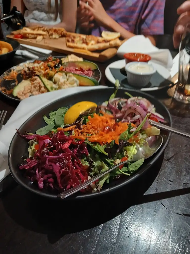 Shirleyl Ralphs_Anatolian Palace_Stafford_recensione