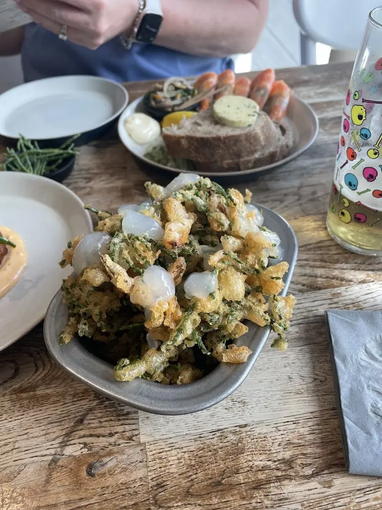 Jason Hilliard_The Briny_Southsea_review