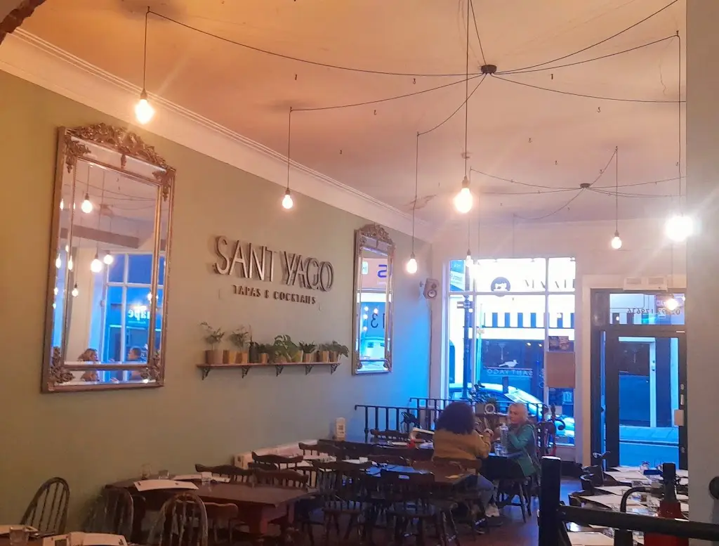 Sue Gidney_Sant Yago_Southsea_review