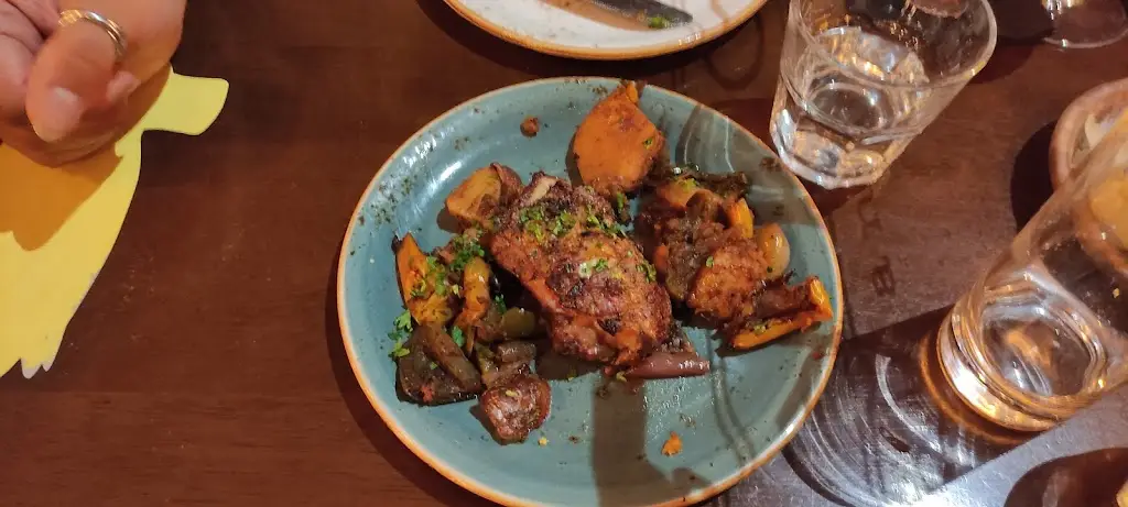 Ben Harris-Hayes_Sant Yago_Southsea_review