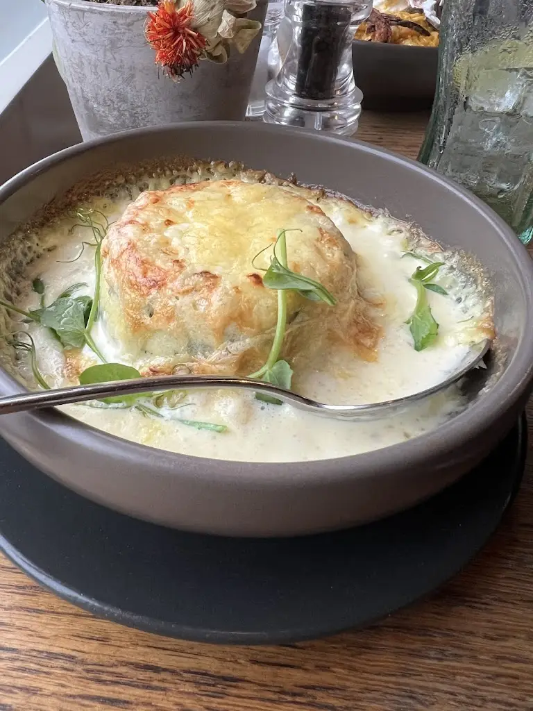 Allen Jennings_Marmion House_Southsea_review