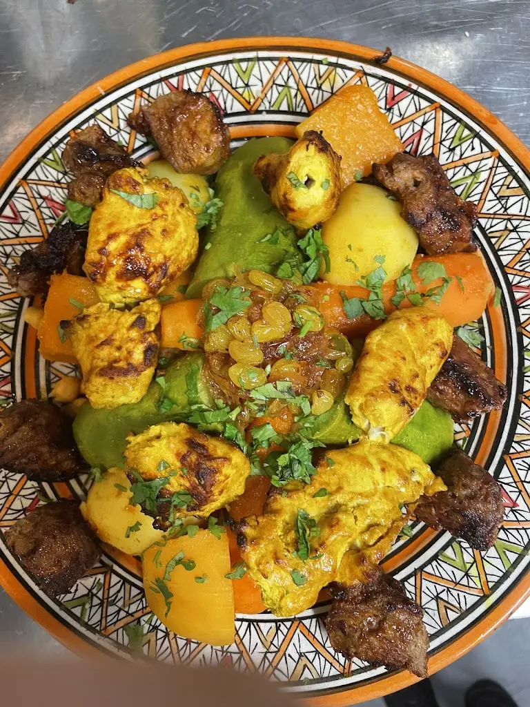 Zaytoona Moroccan Restaurant_Southsea_slider_image_3