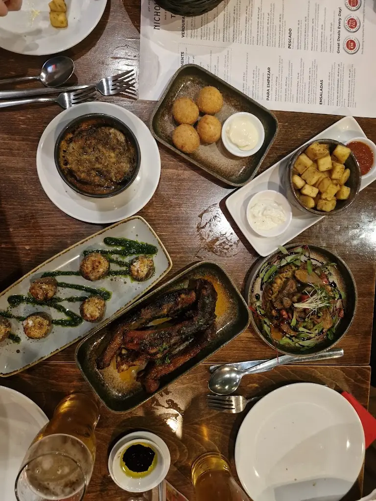 Luke Nukem_Nicholsons_Southsea_review