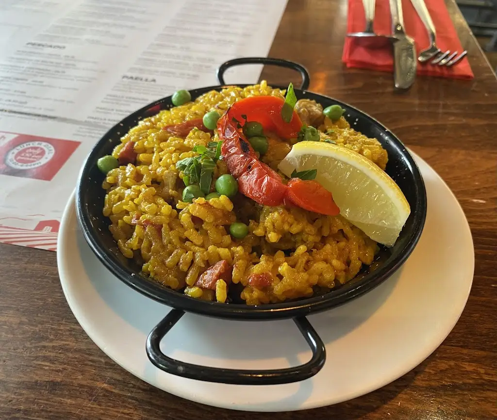 Danae Holtby_Nicholsons_Southsea_review