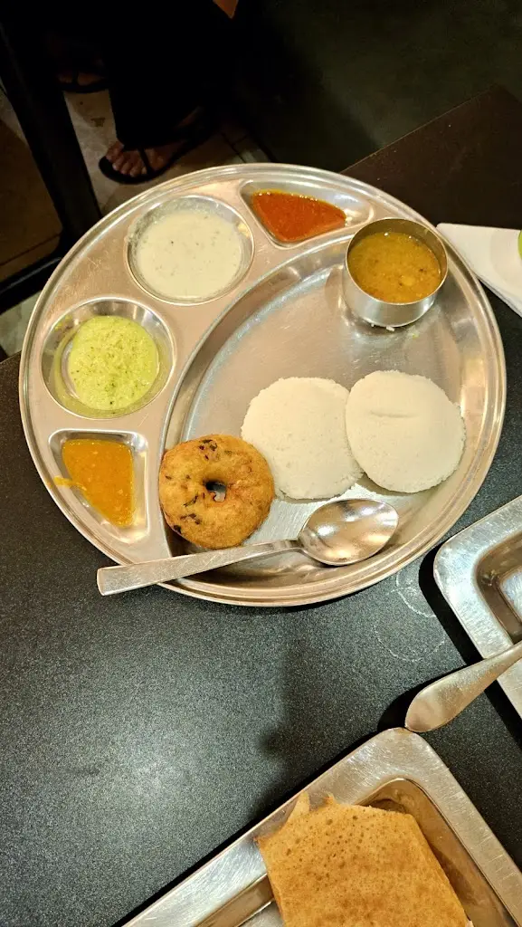 Jay Singh_Saravanaa Bhavan Southall_Southall_review