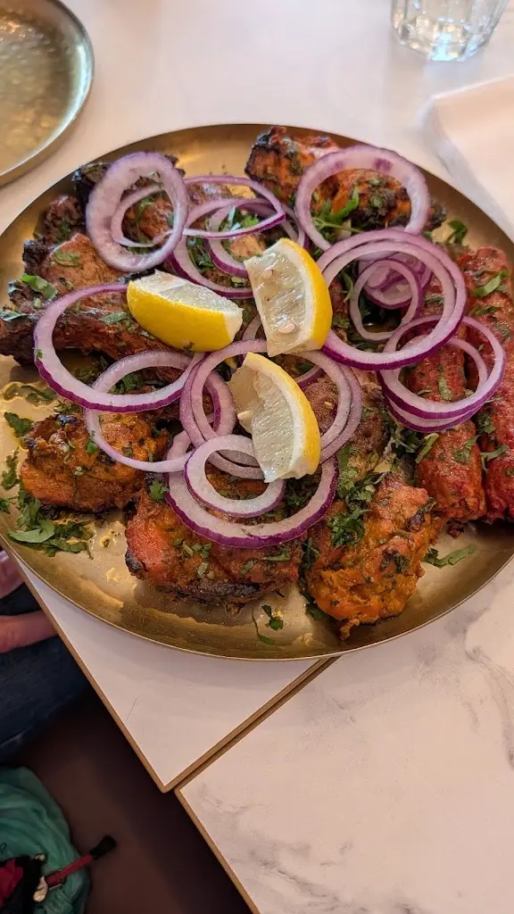 Chris Mash_Apna Punjab_Southall_review