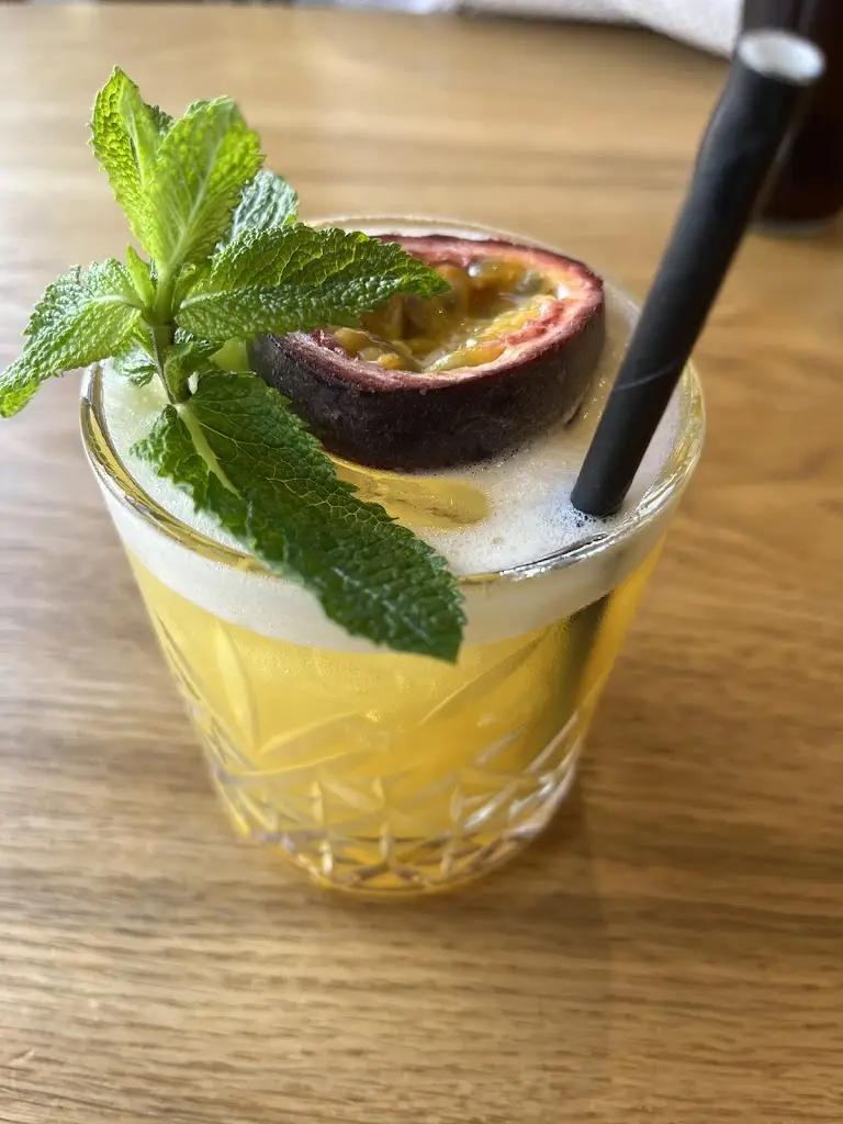 Menu_Manjaros - Restaurant in Southall_Southall_imagen_6