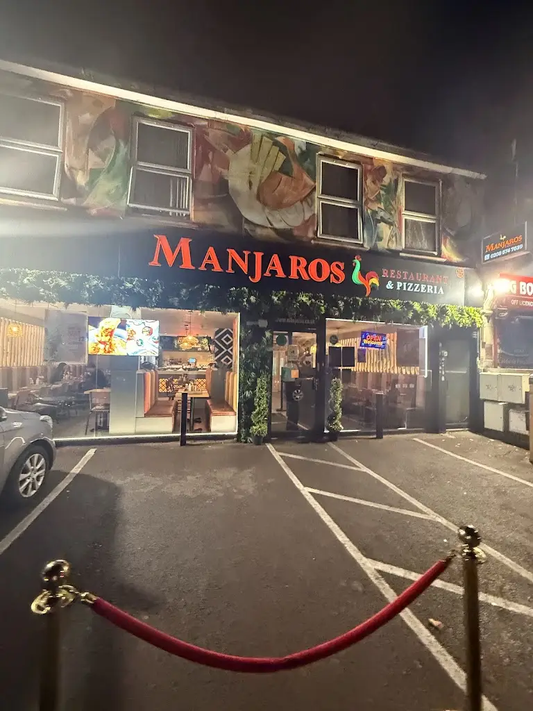 Loves travel_Manjaros - Restaurant in Southall_Southall_reseña