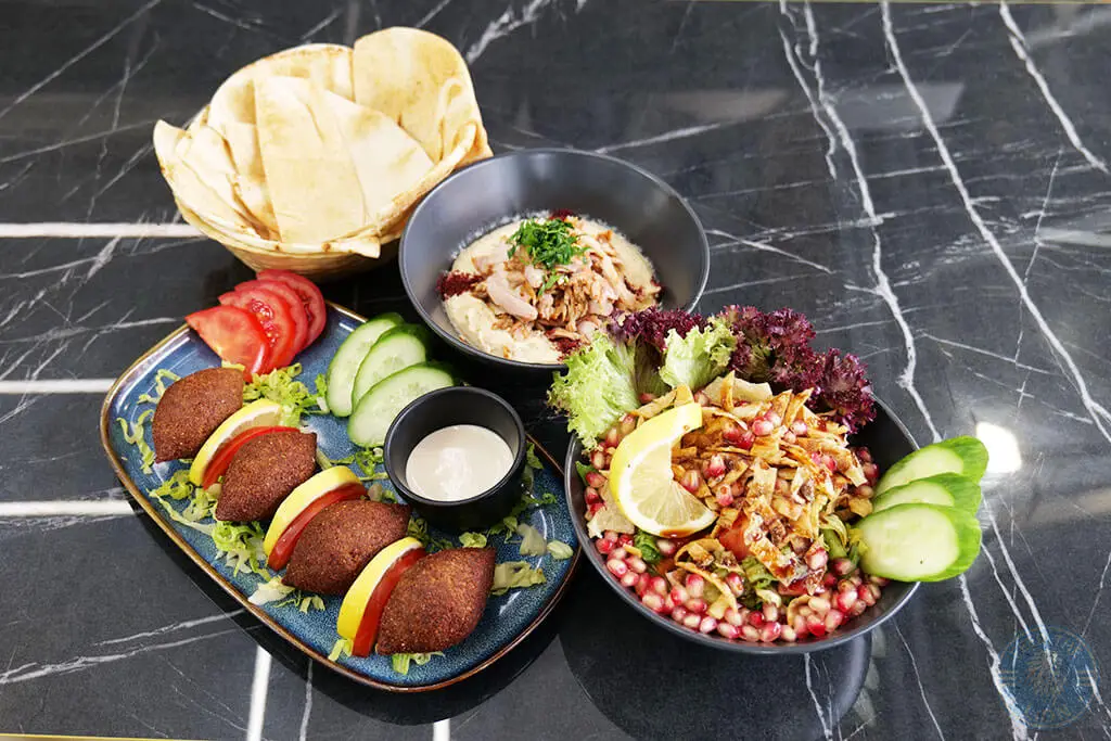 Feed the Lion_Roma Restaurant_Southall_review