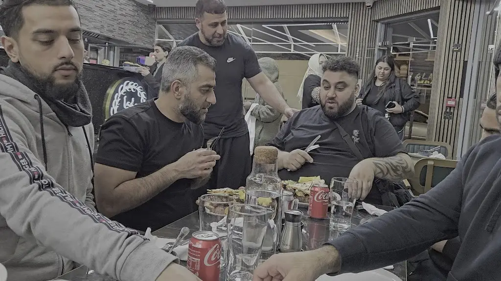 Roma Restaurant_Southall_slider_image_2