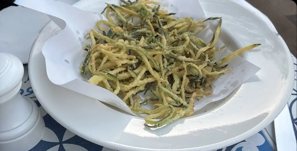 Jenna Rogers_Fiume_Battersea_review