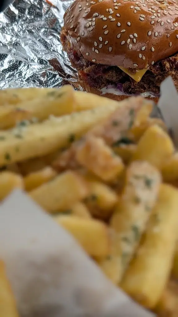 Farakh Hussain_BUR & GUR - Southall_Southall_review