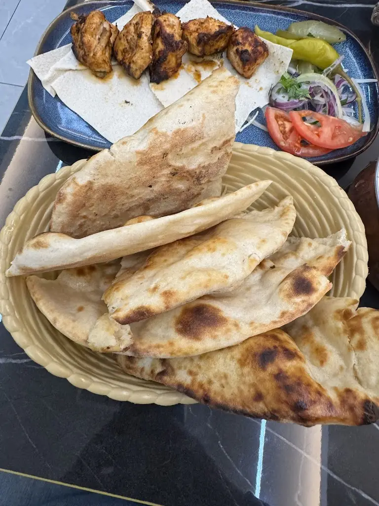 Tehzeeb Restaurant_Southall_slider_image_3